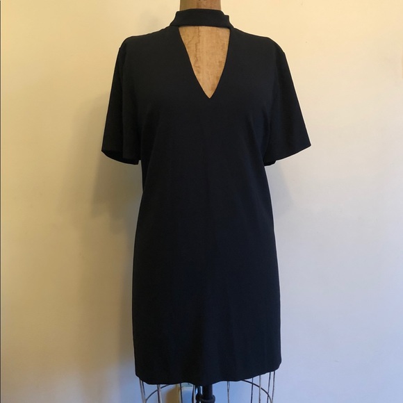 Zara V-cut Black Dress - Picture 1 of 5